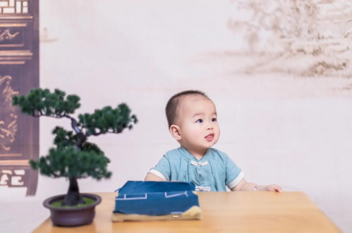 长兴宝宝被跳蚤咬了 长兴宝宝被跳蚤咬了